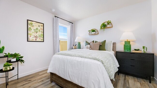 Building Photo - 11049 W Hidden Pt St