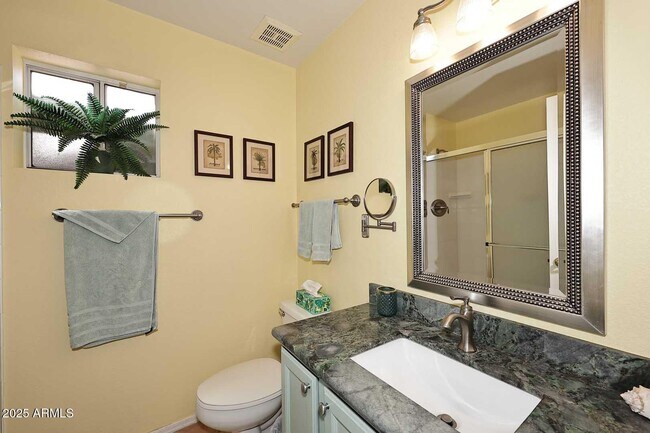 Building Photo - 359 W Brisa Dr