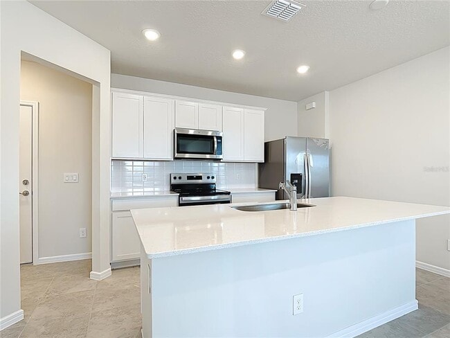 Building Photo - 2233 Southbury Dr