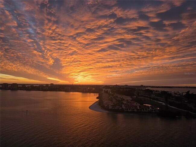 Building Photo - 5200 Brittany Dr S