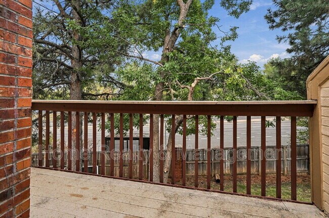 Building Photo - 378 Pheasant Run