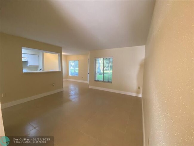 Building Photo - 2485 NW 33rd St