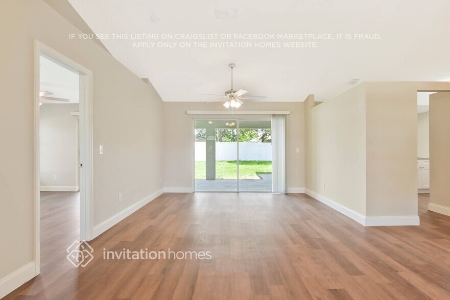 Building Photo - 676 Regency Way