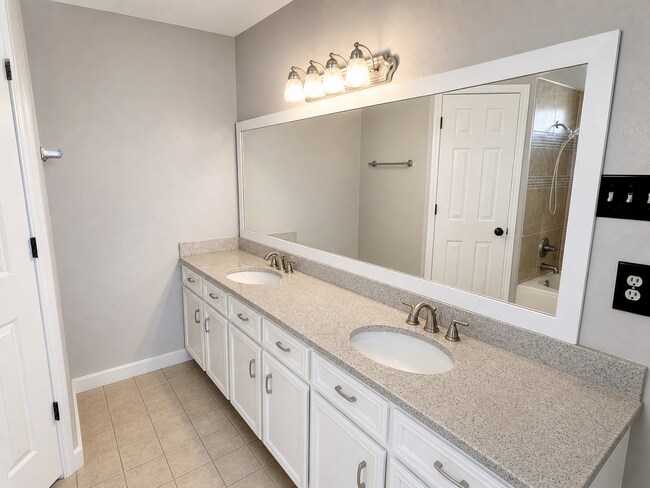 Building Photo - AVAILABLE MAY 18; APPLY ON OUR WEBSITE TODAY!!