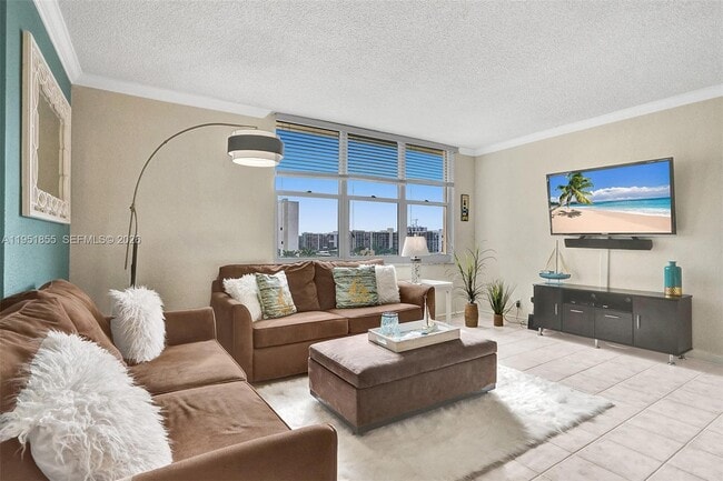 Building Photo - 2501 S Ocean Dr