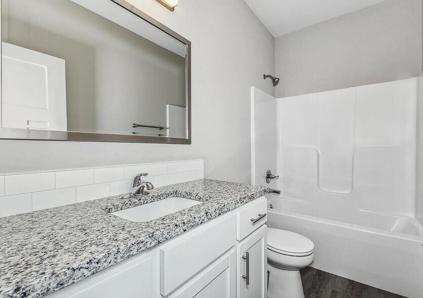 Building Photo - 3612 W 45th St S