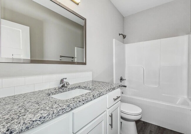 Building Photo - 3604 W 45th St S
