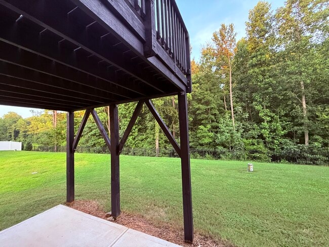 Building Photo - 234 Amber Acorn Ave