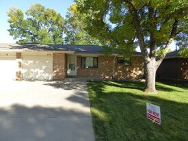 Building Photo - 804 Horizon Ave