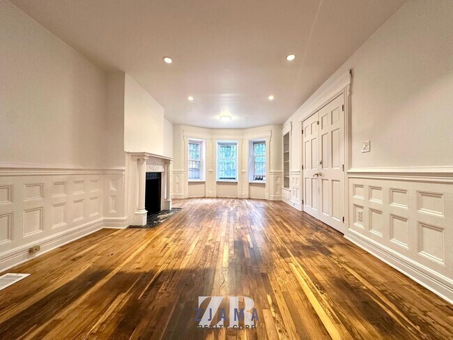 Building Photo - 595 Eastern Pkwy