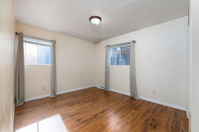 Building Photo - RoS - 01 - Jackson St