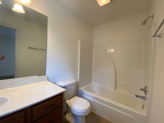 Building Photo - PRE-LEASING FOR AUGUST 2026!