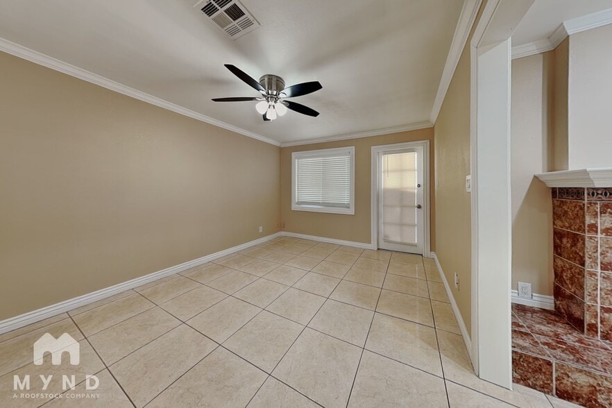 Building Photo - 6314 N 30th Dr