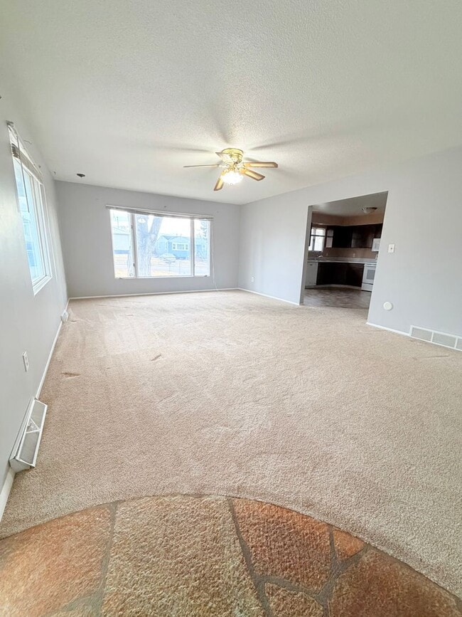 Building Photo - Side by side Duplex