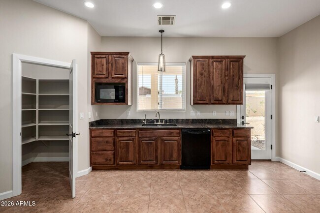 Building Photo - 14648 N Del Cambre Ave