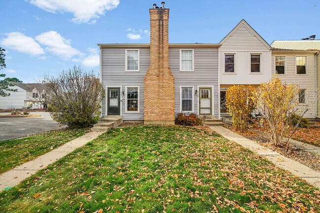 Primary Photo - $1,700, 1 bed, 1 bath, located in Lakewood.