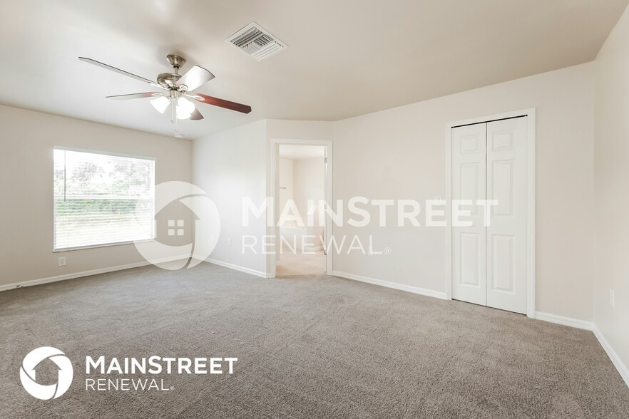 Building Photo - 329 Lubdel Ave S