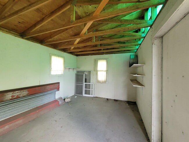 Building Photo - 980 Wenzel Ln