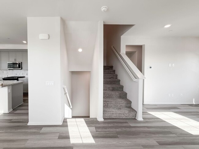 Building Photo - ~ AVAILABLE NOW ~ New Construction Home for Rent in the NEW Heirloom Farms Community in Temecula!