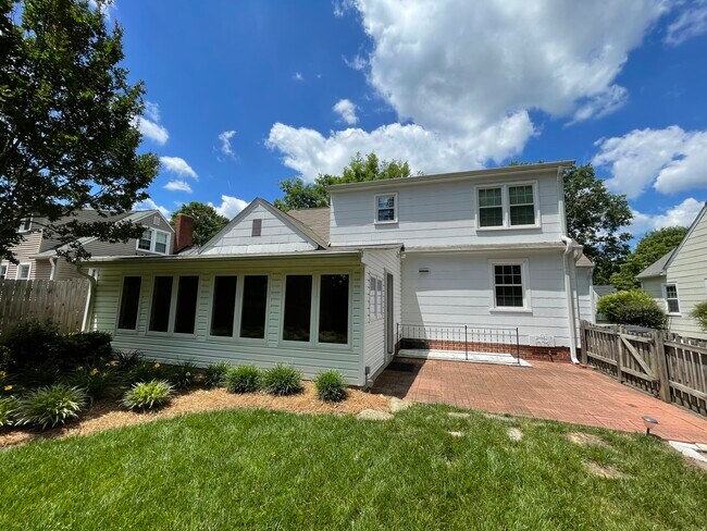 Building Photo - 845 Watson Ave