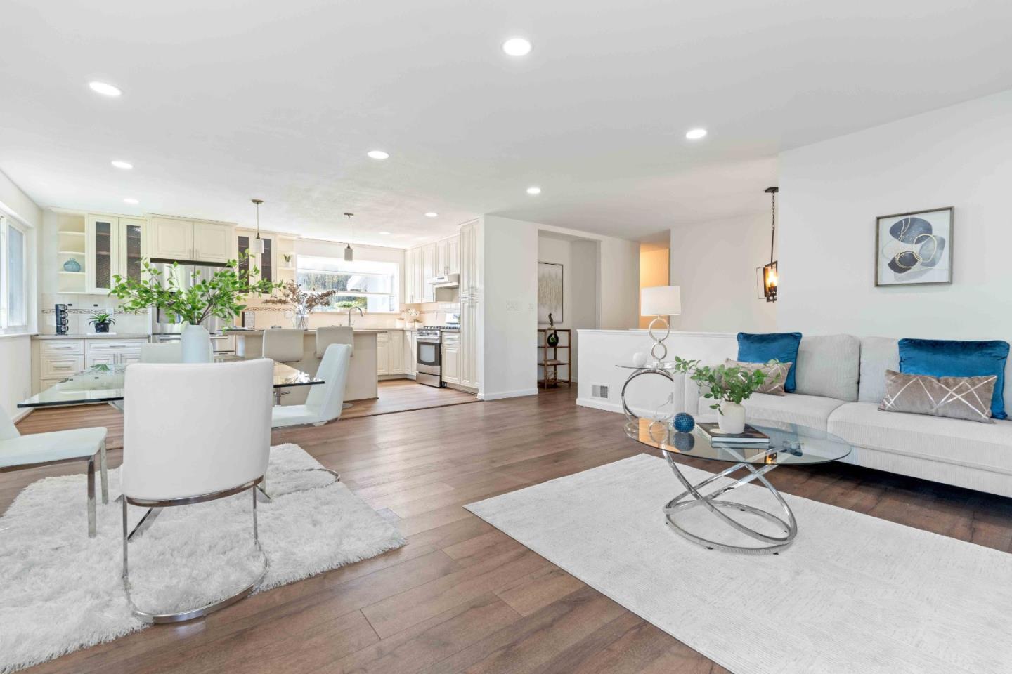 Building Photo - 1677 Calabazas Blvd