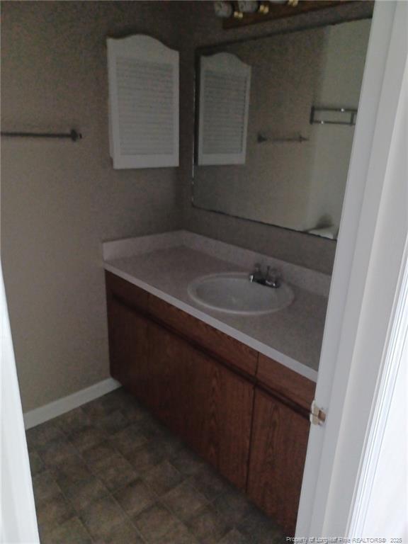 Building Photo - 513 Woodberry Cir