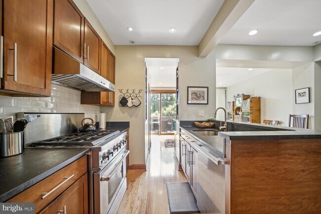 Building Photo - 3617 13th St NW