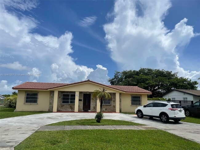 Primary Photo - 11833 SW 34th St