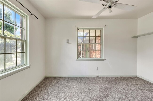 Building Photo - 2037 NW 47th St