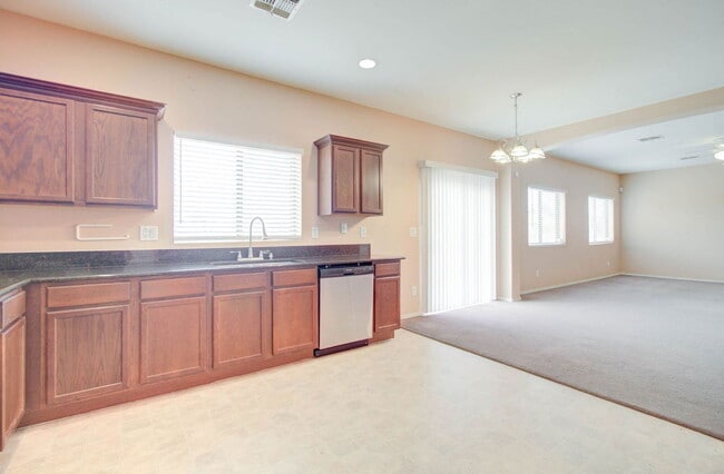 Building Photo - 5659 S 239th Dr