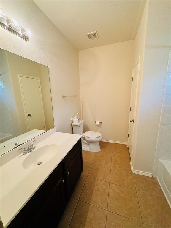 Building Photo - 155 Dragon Ridge Rd