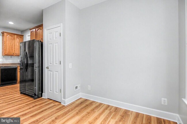 Building Photo - 8406 Mountain Larkspur Dr