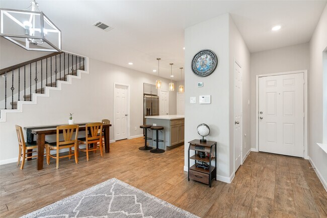 Building Photo - 17137 Wilthorne Colony Ct