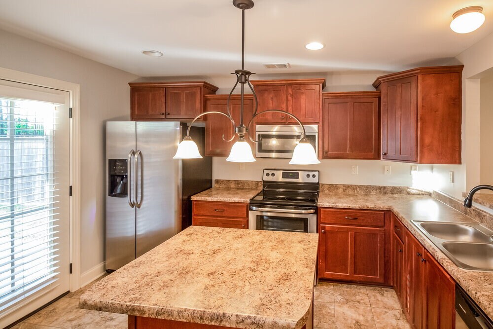 Building Photo - 5823 Bedford Pl