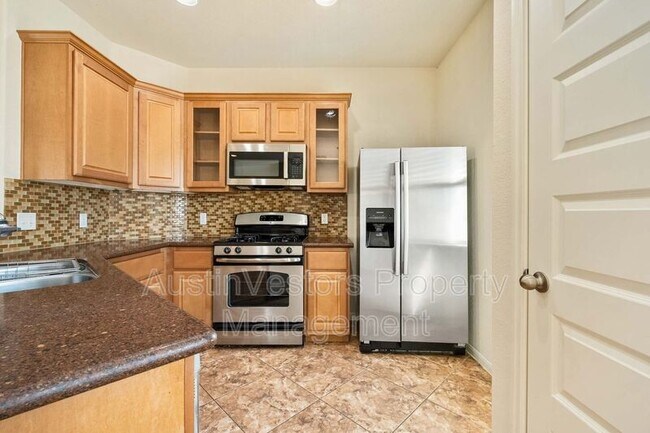 Building Photo - 2917 Saville Loop