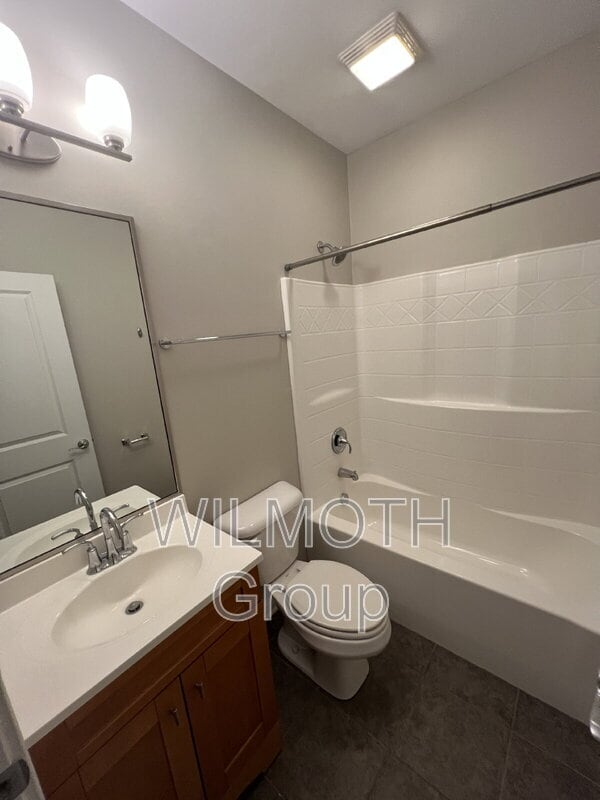 Building Photo - 521 N Park Ave