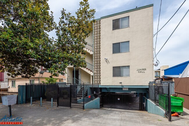 Primary Photo - 529 S 10th St