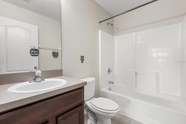 Building Photo - 3817 Blue Dasher Dr