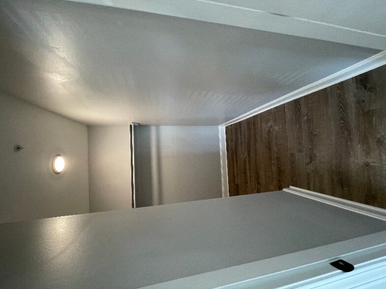 Building Photo - 350 Emerald Forest Blvd