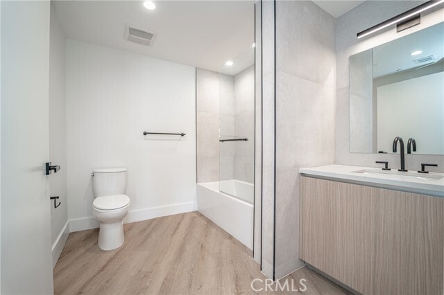 Building Photo - 2828 London St