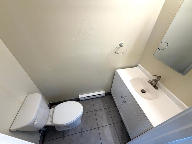 Building Photo - 1904 N Harris St