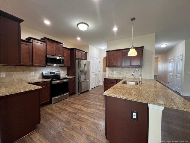 Building Photo - 4411 Low Oak Ct