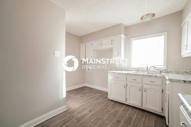 Building Photo - 3 Bedroom Pet-Friendly Home in Southaven, ...