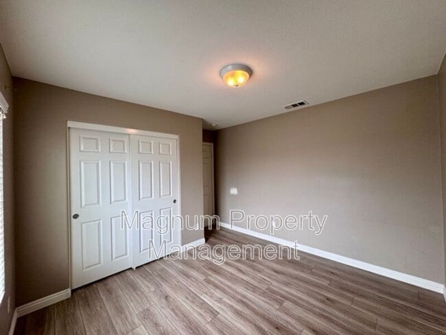 Building Photo - 35889 Wolverine Ln