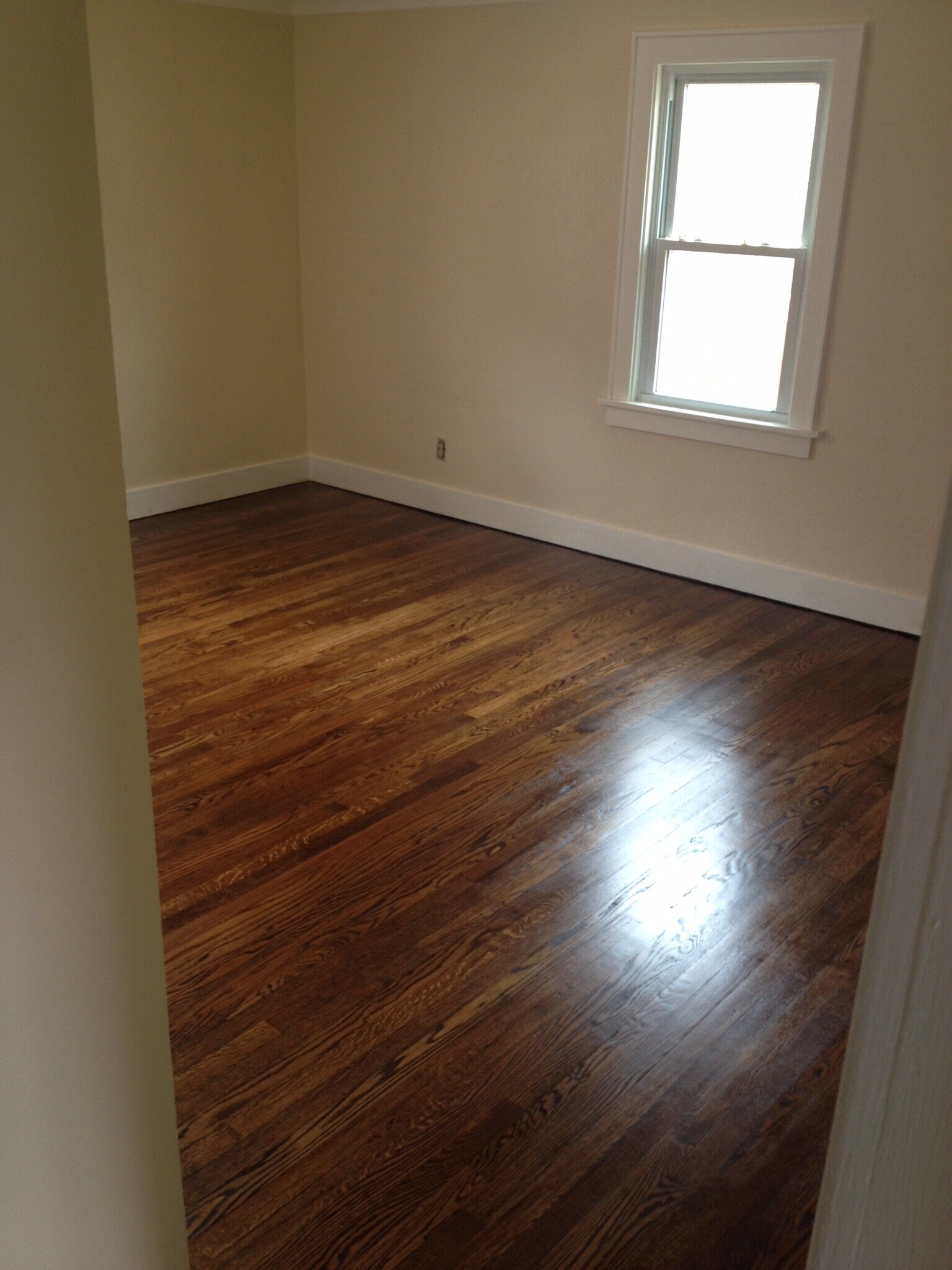 Building Photo - 116 Oak Hill Ave Ave