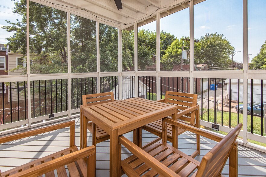 Building Photo - 2015 McNair Ave