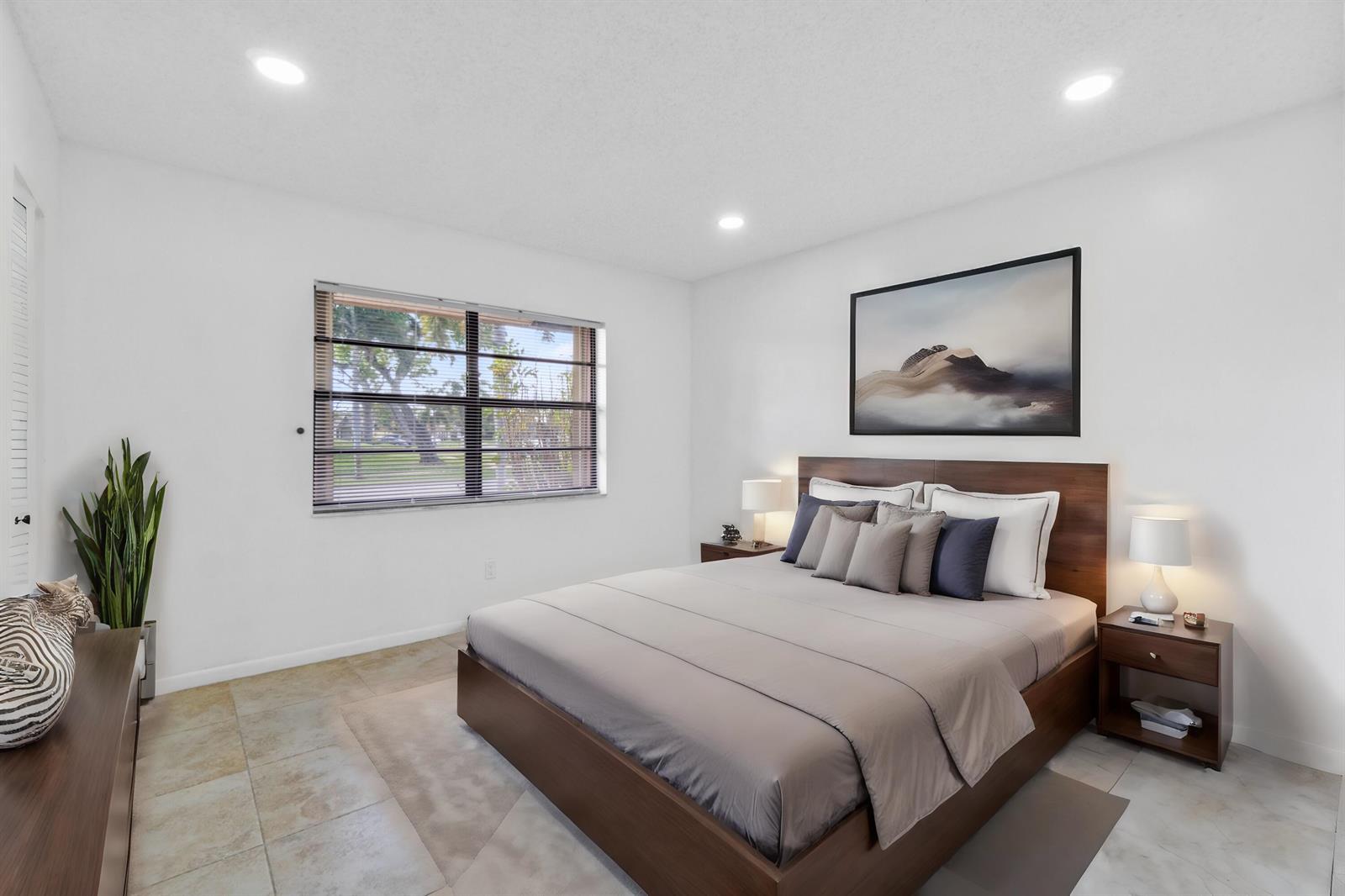 Building Photo - 1620 Granfern Ave