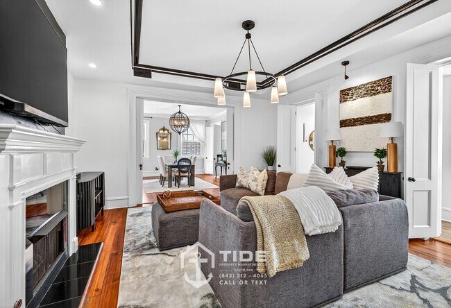 Building Photo - Live in the Heart of Harleston Village!