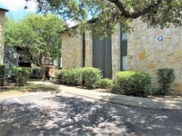Building Photo - FIRST-FLOOR 2-BEDROOM AT WOODMONT TOWNHOMES