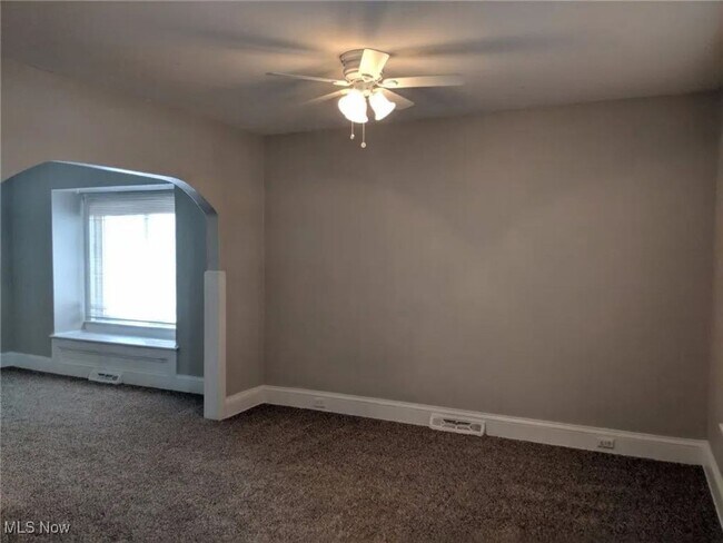 Building Photo - 3 BD / 2 BA House for Rent- Cleveland